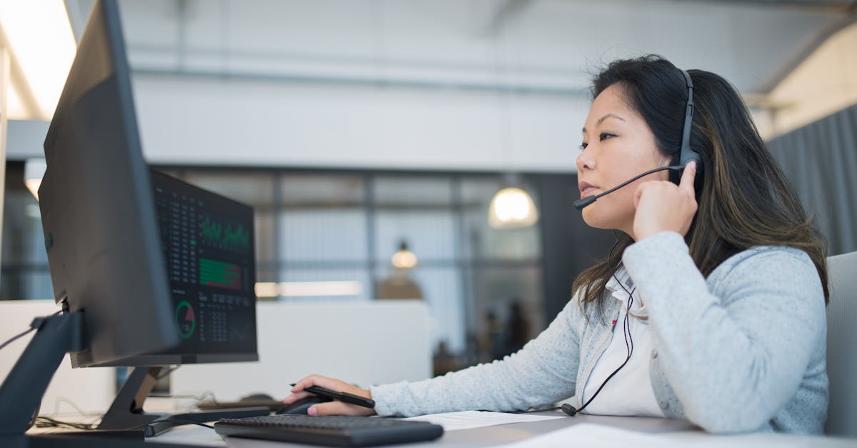 Awail Al-Naqd customer service office